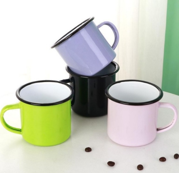 The Allure of Enamel Mugs in Coffee Shops